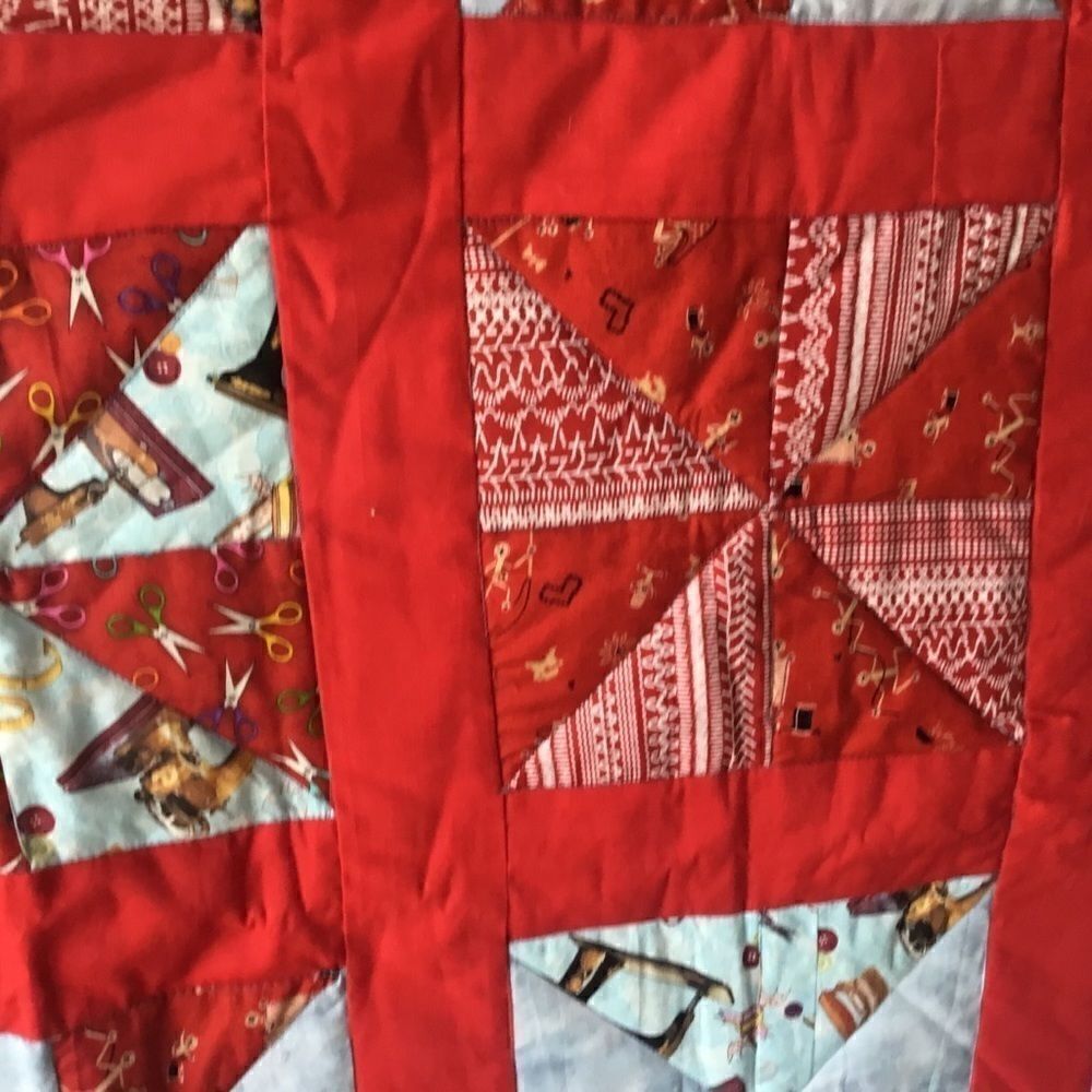 Handmade Quilt. - Picture 7 of 15